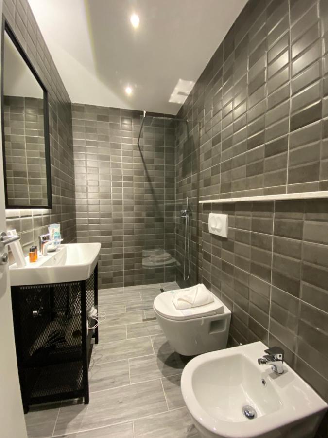 Peaky Hotel Durres Exterior photo