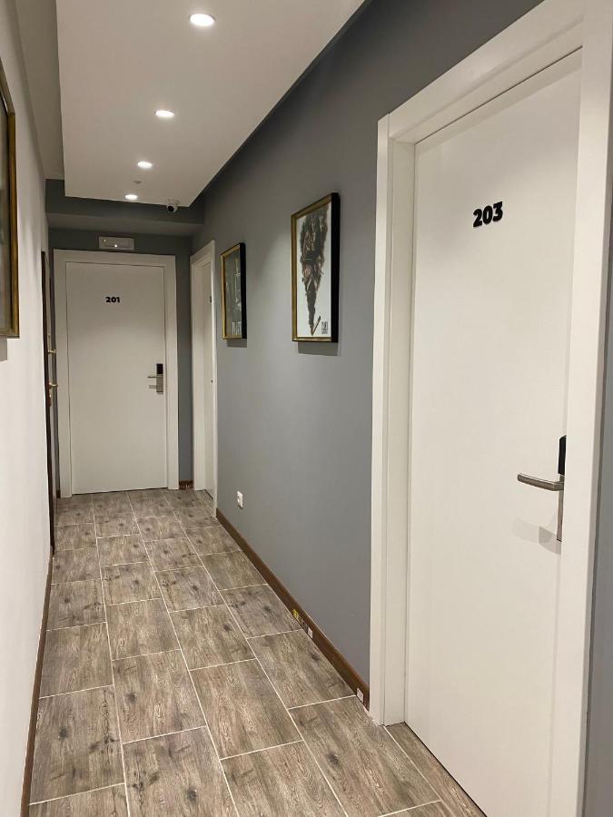 Peaky Hotel Durres Exterior photo