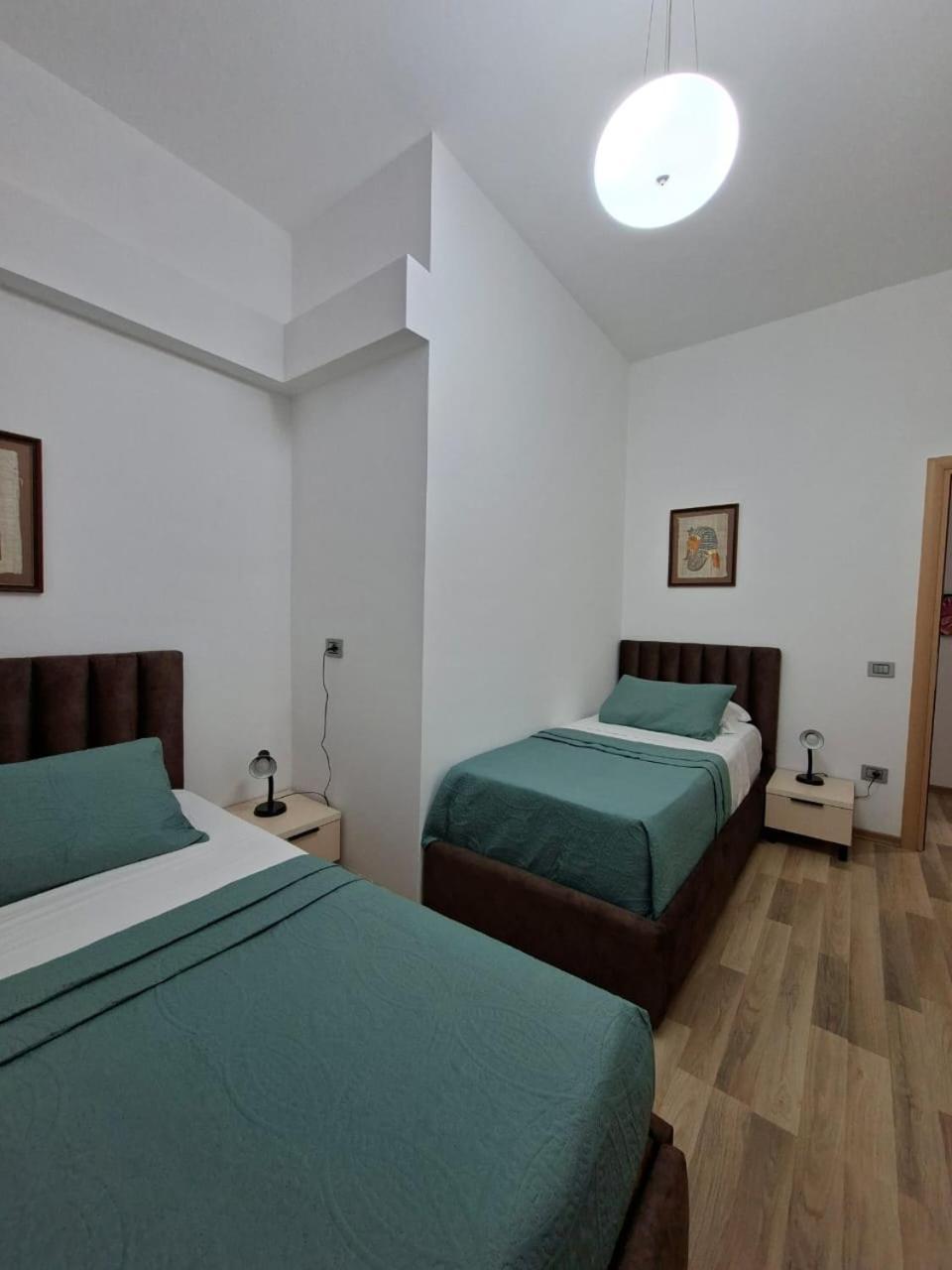 Peaky Hotel Durres Exterior photo